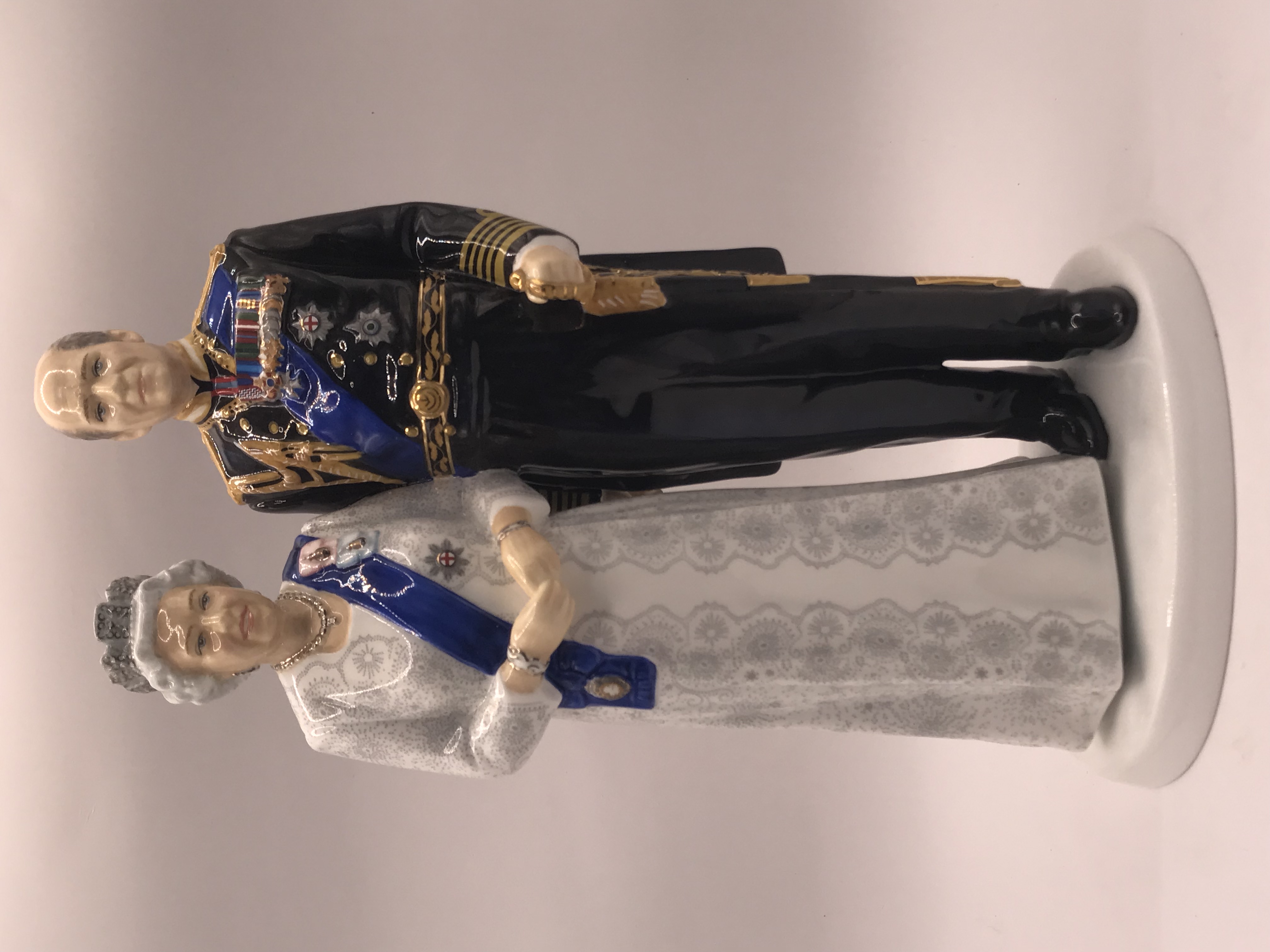 Platimun Wedding Anniversary QEII HN5874