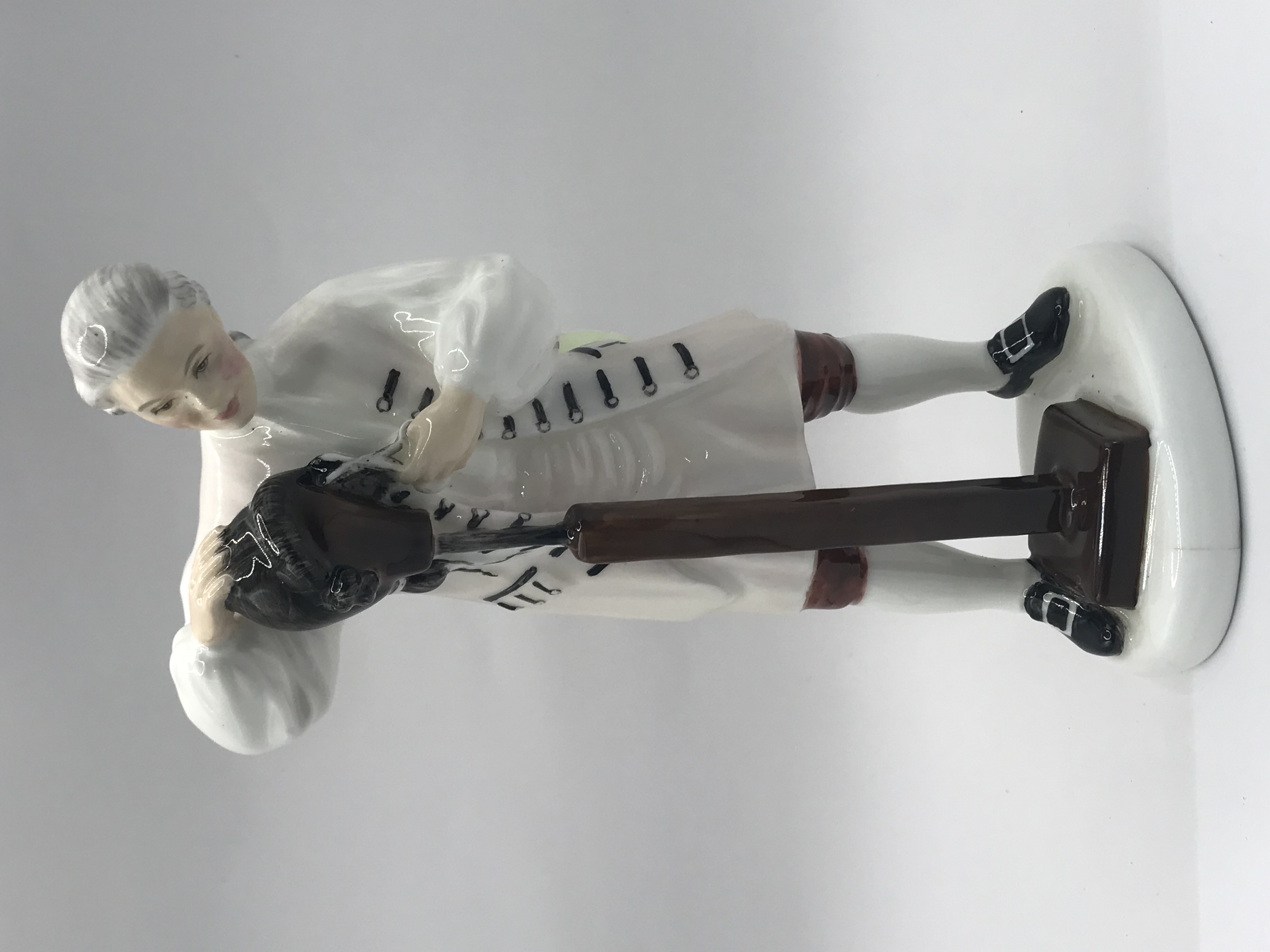 Wigmaker of Williamsburg HN2239
