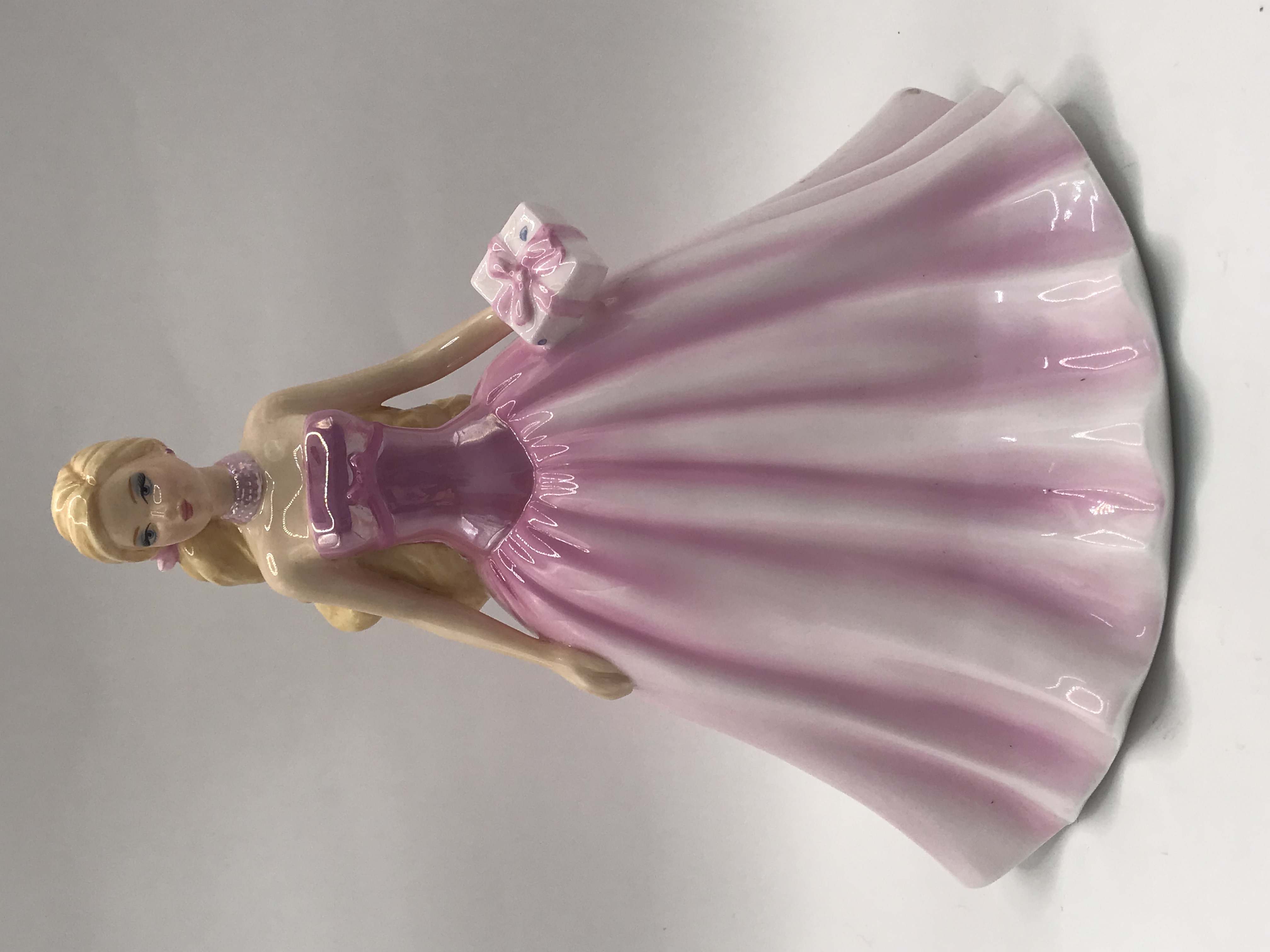 Barbie Birthday 2011 HN5532